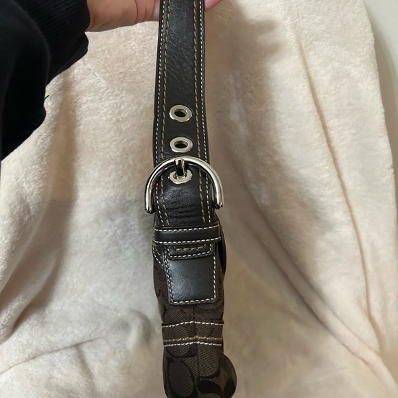 Canvas and Leather Coach Dark Brown Signature Shoulder Bag - Picture 5 of 7
